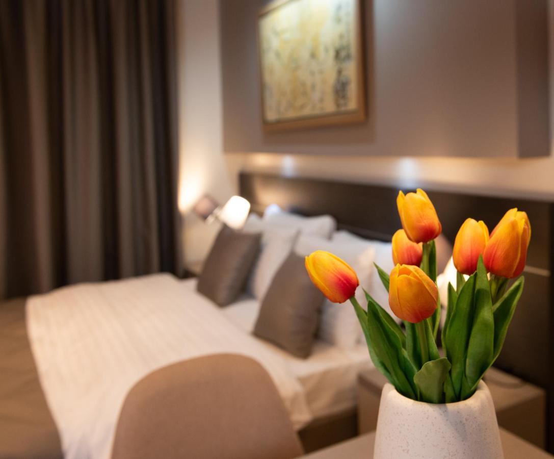 Hotel Sun ロズニツァ エクステリア 写真