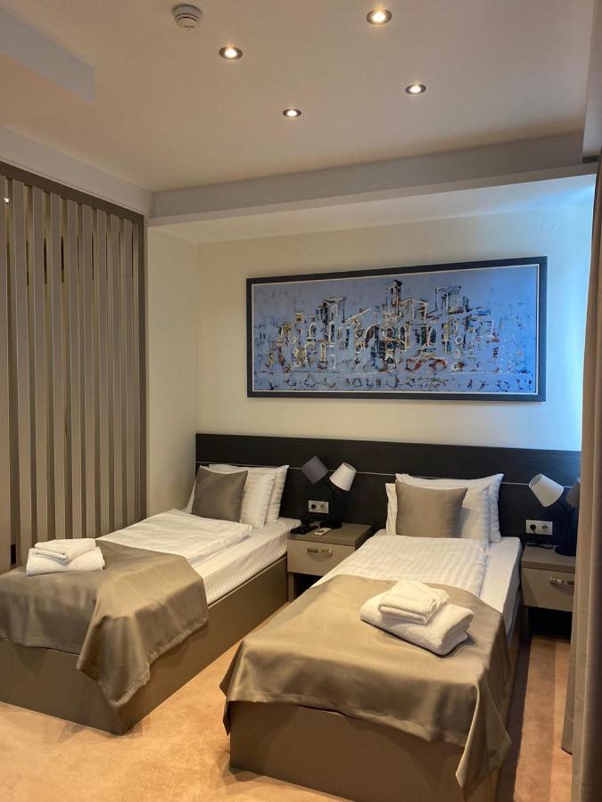 Hotel Sun ロズニツァ エクステリア 写真
