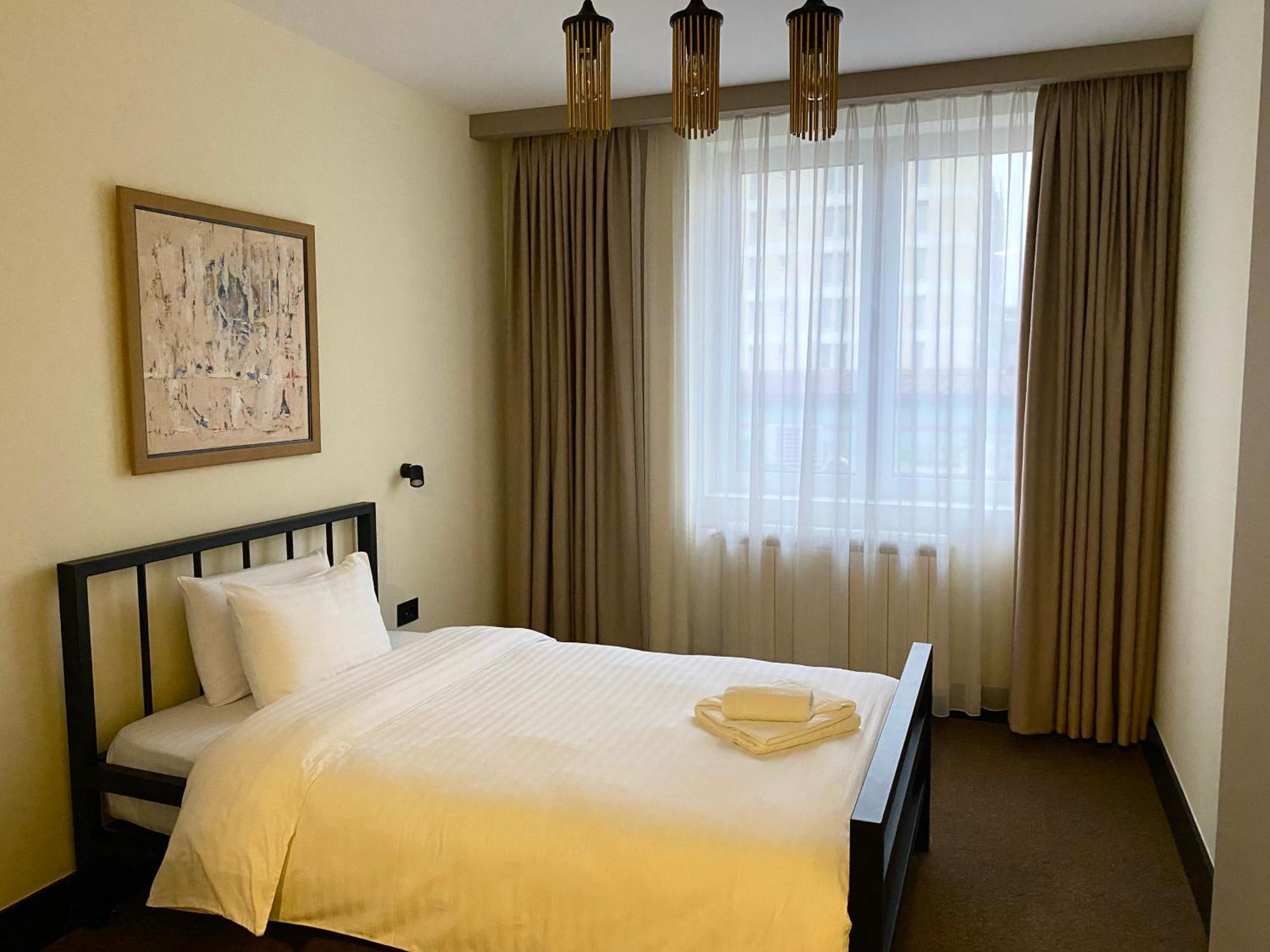 Hotel Sun ロズニツァ エクステリア 写真
