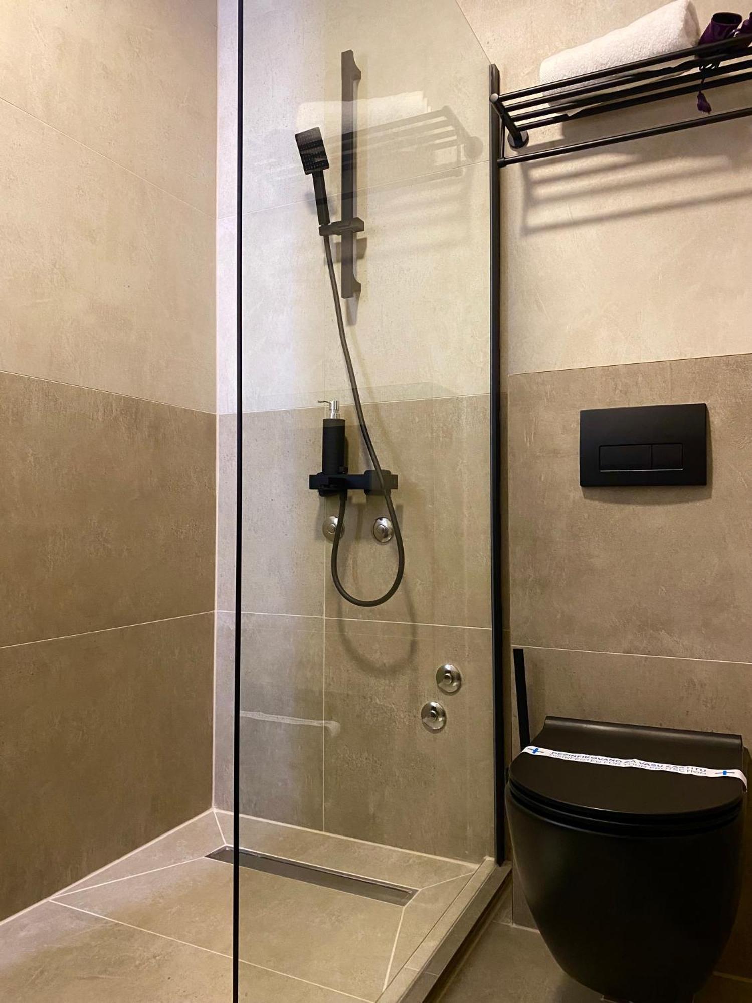Hotel Sun ロズニツァ エクステリア 写真